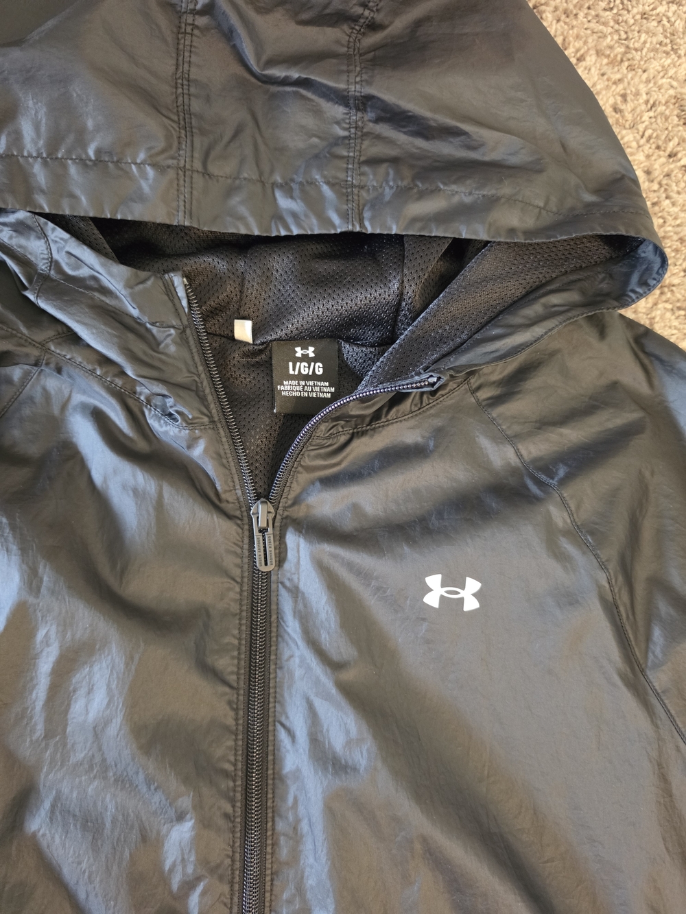 Under Armour Black Hooded Windbreaker Jacket - Picture 2 of 2